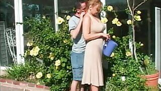 Cougar, Milf And Granny Challenge In Usa – Vol (9)
