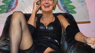 Lean forward and stick out the hole and pussy