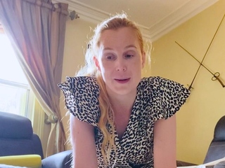 Blonde solo jerking off